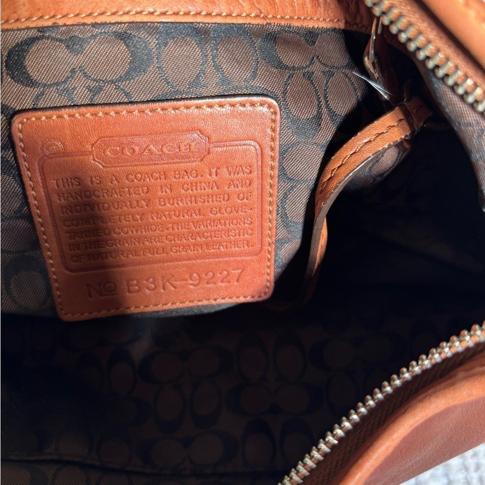Coach‎ Vtg Brown Leather Crescent Moon Handbag Shoulder Bag Y2K Tassels - Picture 13 of 15